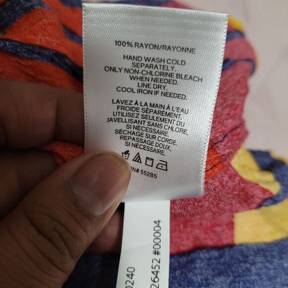 Express Bright Multi colored button up tie front Blouse Geometric Pattern Size S - Picture 7 of 7